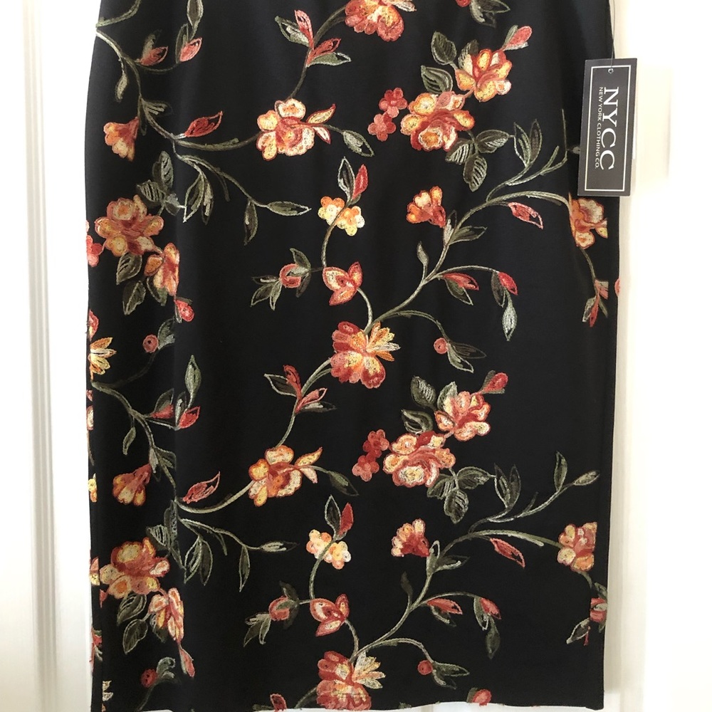 New York Clothing Company Black Embroidered Skirt M